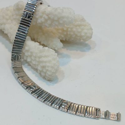 دستبند کارتیه لاو